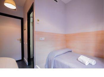 ברצלונה Residencia Universitaria San Agustin מראה חיצוני תמונה