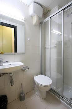 ברצלונה Residencia Universitaria San Agustin מראה חיצוני תמונה