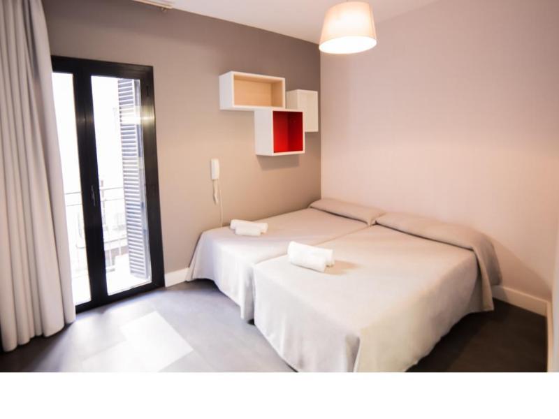 ברצלונה Residencia Universitaria San Agustin מראה חיצוני תמונה