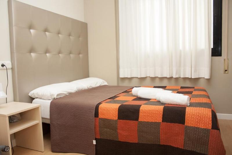 ברצלונה Residencia Universitaria San Agustin מראה חיצוני תמונה